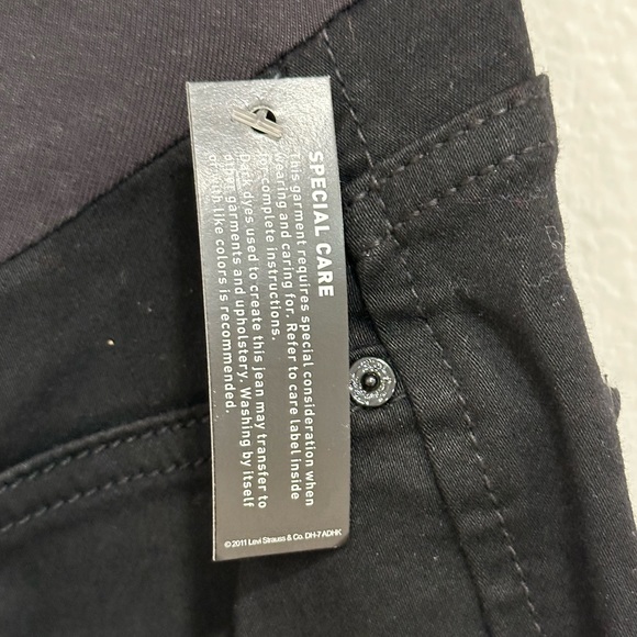 Signature by Levi Strauss & Co. Maternity Skinny Jeans. Women’s Size S. Black - Picture 3 of 4